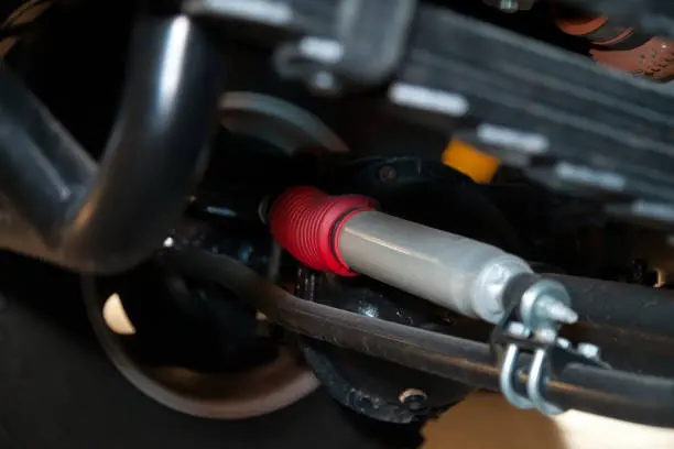 Mutasti Bushings… Quid ergo clunk? V Erroribus instruitur fere